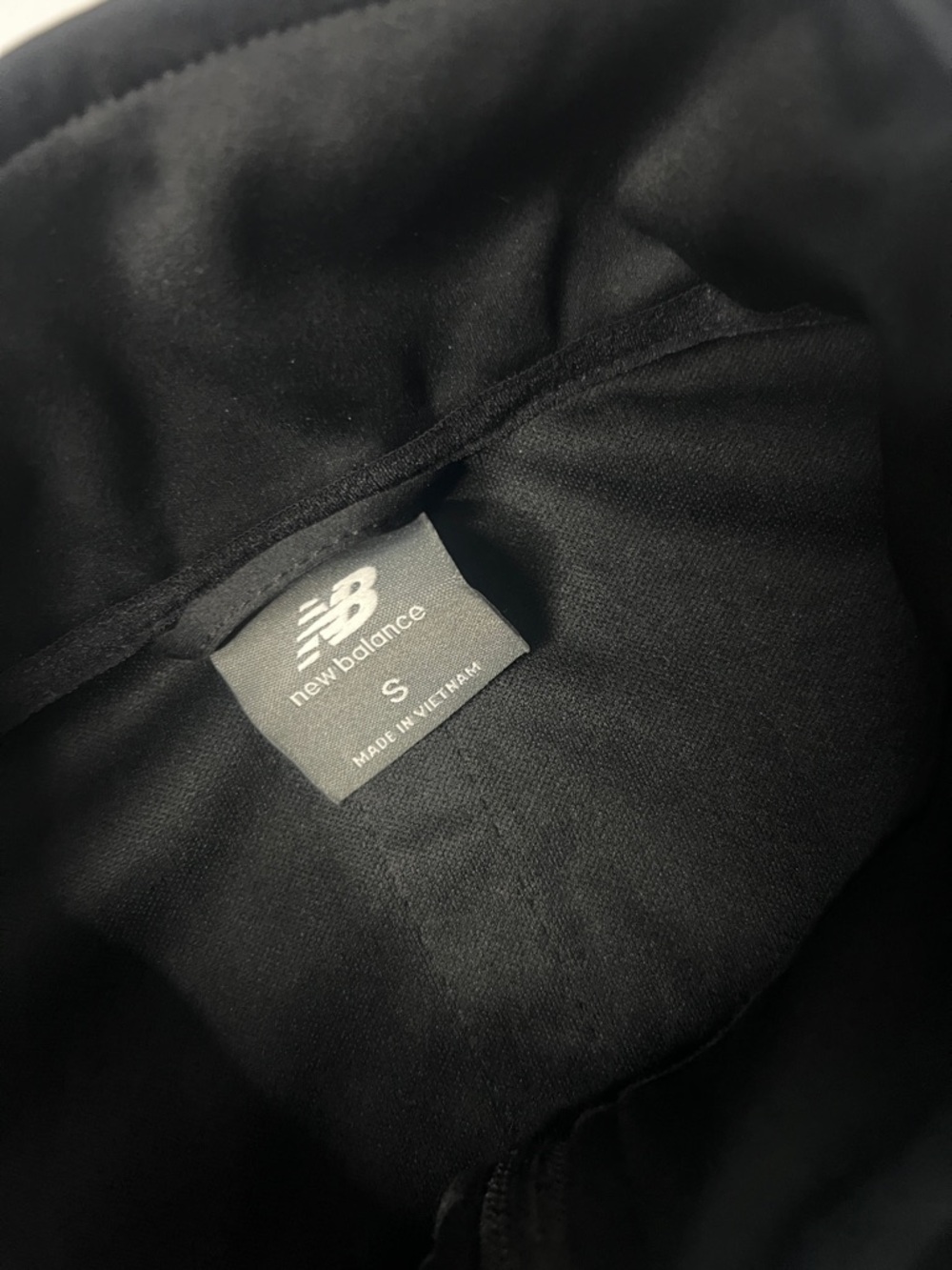 Women’s New Balance Black Athletic Vest size small - Picture 2 of 8